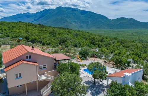 Sestanovac Villa | Perfect holiday in Vila Hany home