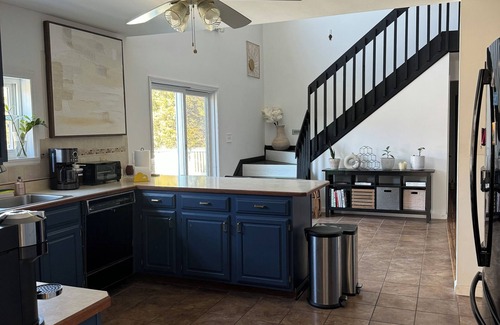 Athens House | Perfect home for a getaway from NYC