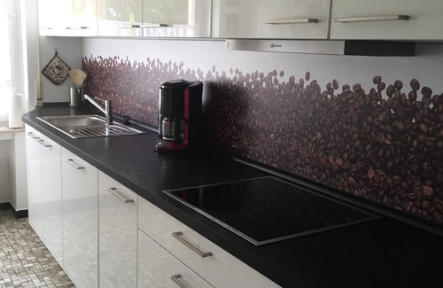 Winterberg Apartment | PERFECT LOCATION! Directly at the ski area, ski lift carousel, bike park, bobsleigh run, Rothaarsteig