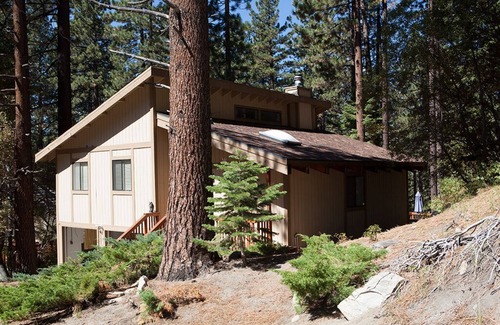 South Lake Tahoe House | Perfect summer retreat - Stay for 30 to 90 days save more than 60%