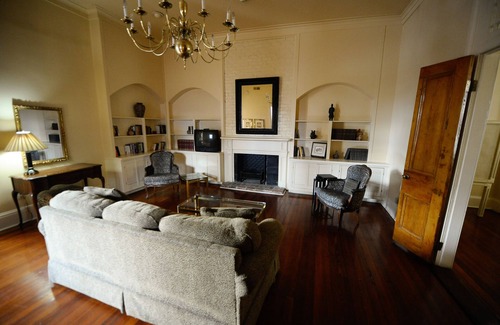 Faubourg Marigny Hotel | Perfect Unit for Jazz Fest New Orleans!