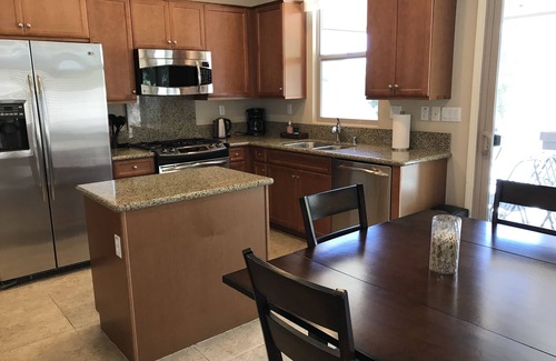 Indio House | Perfect Winter Retreat Rental! Great for snowbirds!