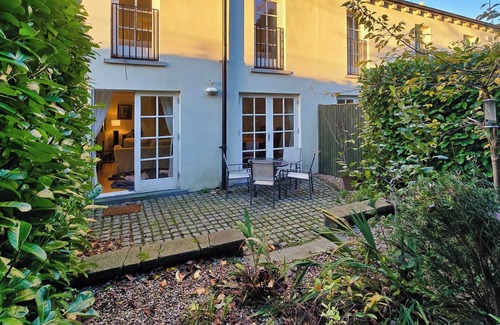 Monkstown House | Period Character with Modern Comforts In Monkstown