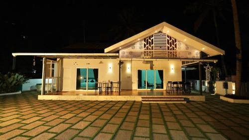Aluva Villa | Periyar Vibes Private Pool Villa