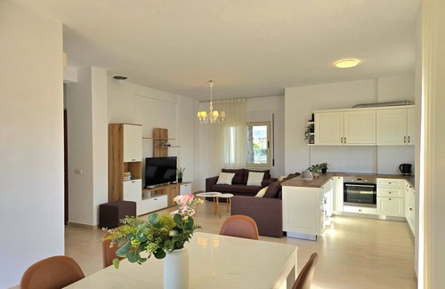 Ishem Apartment | Perla Modern Penthouse 272