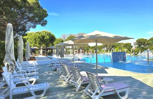 Ishem Apartment | Perla Resort Holiday Homes 200