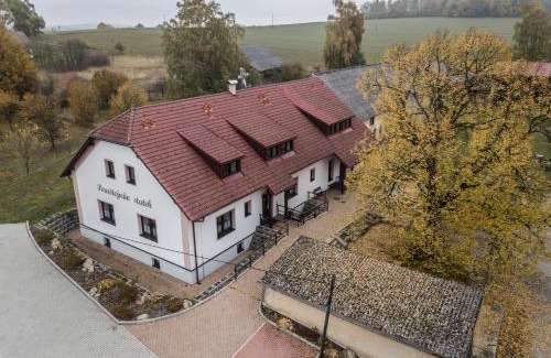 Divci Kopy House | Pernštejnův statek