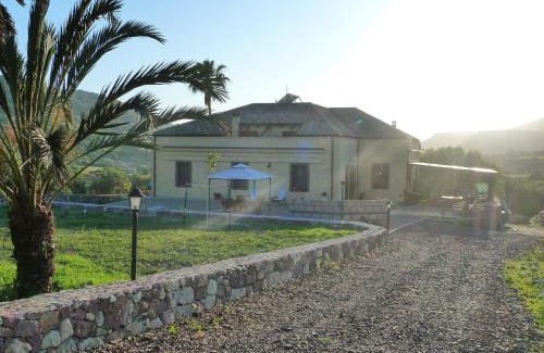 Bosa House | Pessighette Dimora Di Campagna