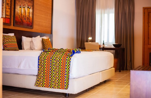 Praia Hotel | Pestana Trópico - Ocean & City Hotel