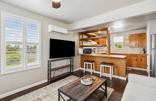 Ocean Cay Apartment | Pet-Friendly 1BR Condo Steps to Beach Outdoor Space + Partial Views
