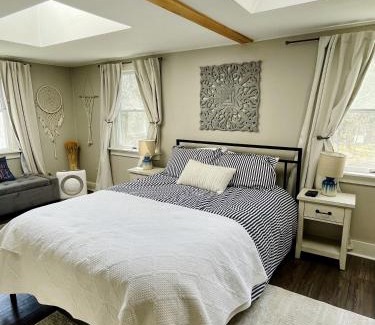 Southwest Harbor House | Pet Friendly 2 BR House in Southwest Harbor! [Hillside Cottage]