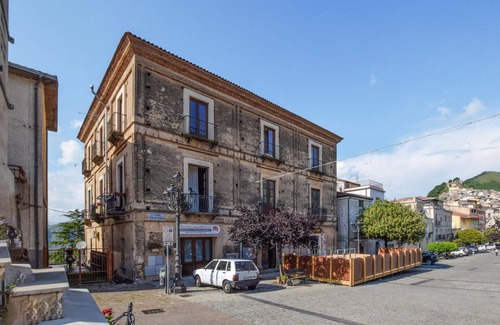 Bonifati Apartment | Pet friendly apartment in Bonifati