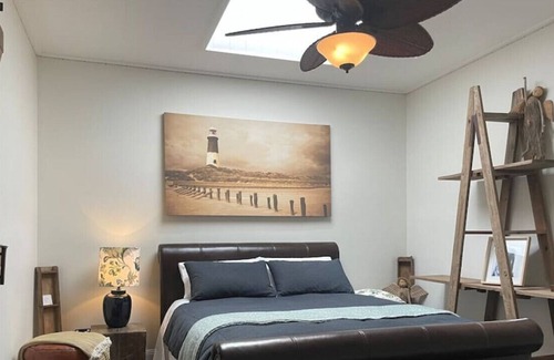 Mona Vale House | Pet Friendly, Beach-side Oasis with Swim Spa Pool