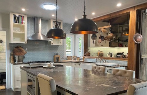 Mona Vale House | Pet Friendly, Beach-side Oasis with Swim Spa Pool