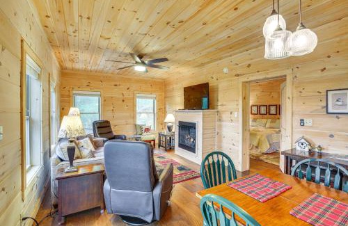 Todd House | Pet-Friendly Boone Cabin with Mtn Views and Hot Tub!
