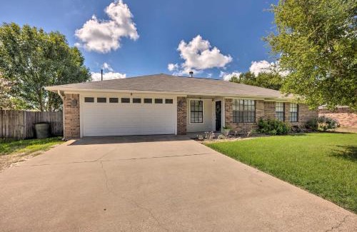 Wheeler Ridge House | Pet-Friendly Bryan Home Less Than 5 Mi to Texas A and M!