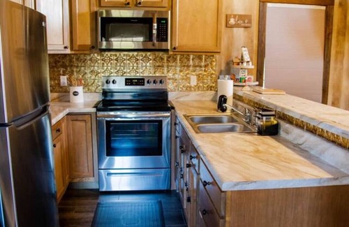 Groveoak Cabin | Pet-Friendly Cabin w/Views & Lake Access