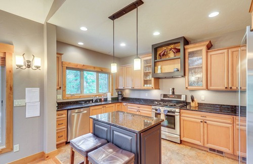 Columbia Falls Cottage | Pet-friendly Columbia Falls Home w/Gas Grill!