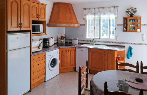 Oliva Old Town House | Pet friendly home in La Font den Carros