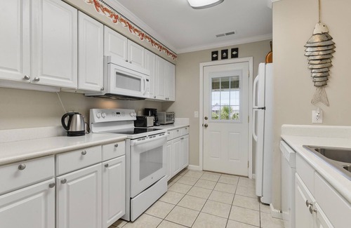Beachwalk House | "Pet Friendly, Excellent Ocean View with Direct Beach Access!"