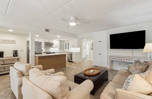 American Beach Condo | Pet Friendly | Ground Floor Sailmaker Villa | Covered Patio with Pool View