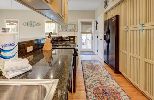 Seacrest Cottage | Pet Friendly! 🐶 Golf Cart & Bikes Included!