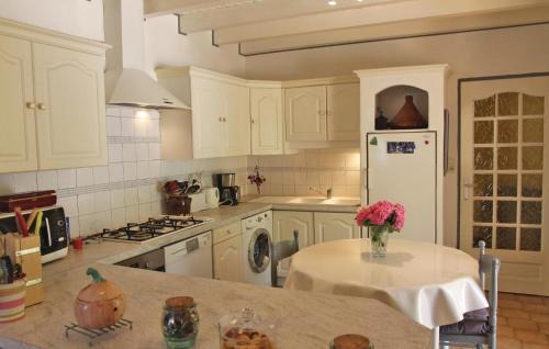 Puy-Saint-Martin House | Pet Friendly Home In Puy Saint Martin