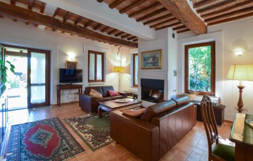 Teverina di Cortona House | Pet Friendly Home In Frazione Mercatello