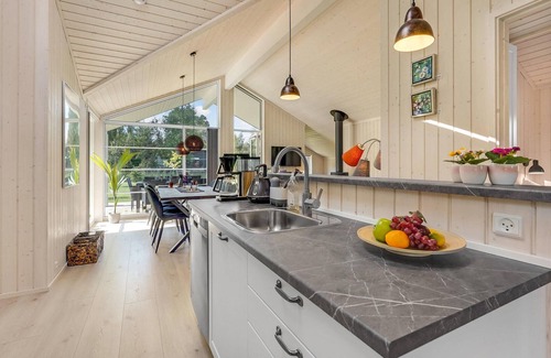 Rodby House | Pet friendly home in Rødby with kitchen