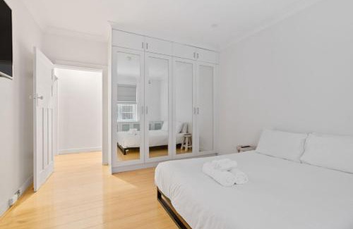 Bellevue Hill Apartment | Pet-Friendly Home Just Minutes from Bondi Beach