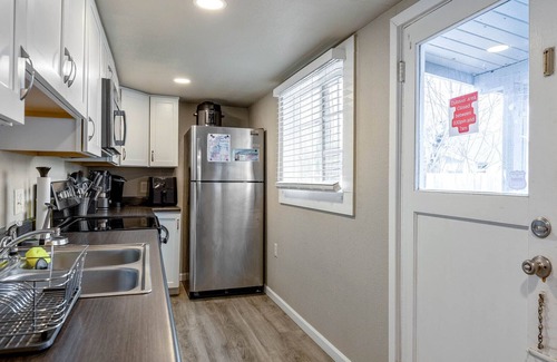 West Eugene House | Pet Friendly, Near U of O