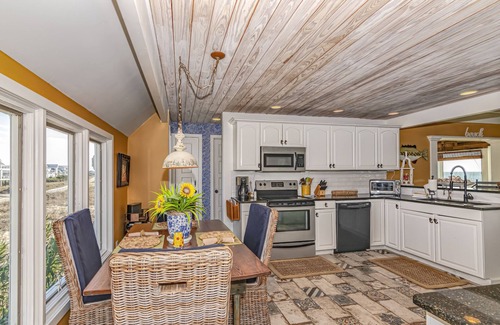 South Beach House | Pet friendly, oceanfront and unobstructed views Bald Head Island