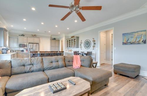 Lakeview  Jefferson County House | Pet-Friendly Port Arthur Retreat with Fishing Pier!