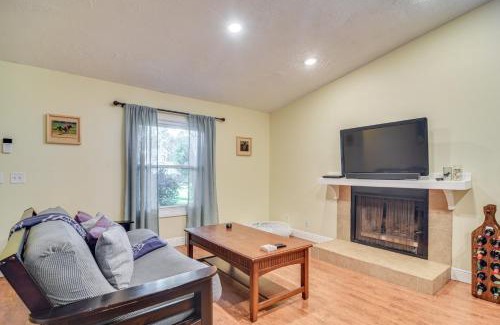 Oldsmar House | Pet-Friendly Tampa Bay Getaway Walk to the Water!