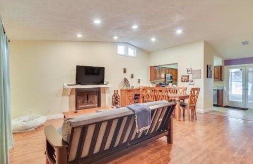 Oldsmar House | Pet-Friendly Tampa Bay Getaway Walk to the Water!