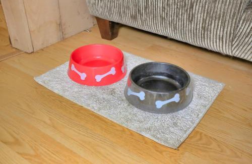 Brookville House | Pet Friendly Wi-fi Firepit Tv