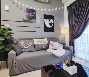 Kampung Pasir Apartment | Petalz Residence Family Suite near Mid Valley, Bukit Jalil, Sunway