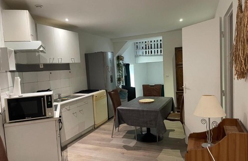 Tousson Apartment | Petit appartement atypique