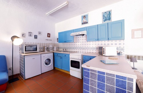 Cleguerec House | Petite house 'L'épicerie' with shared pool, shared terrace and Wi-Fi