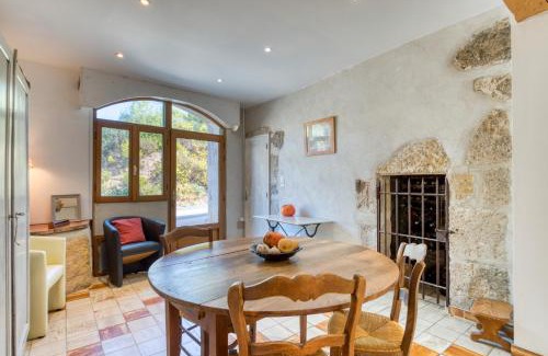 Saint-Pargoire Bed & Breakfast | Petite Suite Douillette - Suite