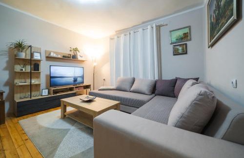 Pirot Apartment | Petra Guest House