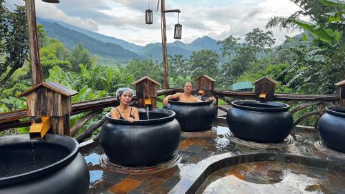 Van Chan Hotel | Phố Núi resort onsen & spa