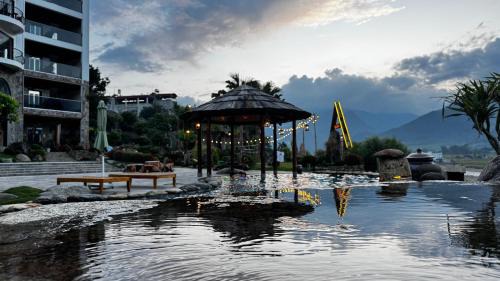 Van Chan Hotel | Phố Núi resort onsen & spa