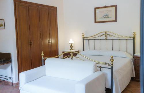 idhra House | Phaedra Hotel