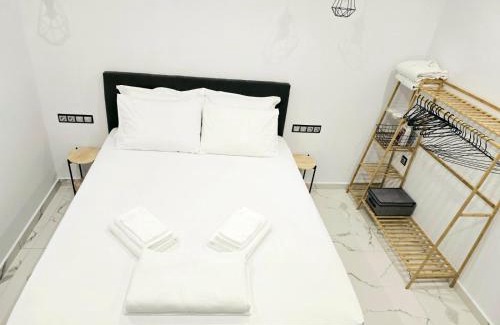 Himare Apartment | Philoxenia Guest Studio