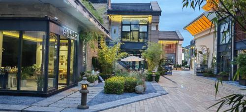 Guandu Hotel | Phoenix Dragon M.I.C.E Hotel