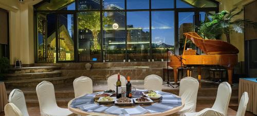 Guandu Hotel | Phoenix Dragon M.I.C.E Hotel