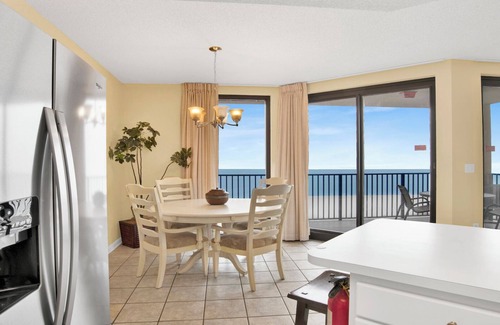 Orange Beach East Condo | Phoenix X 1BR Beachfront, Next to FloraBama!