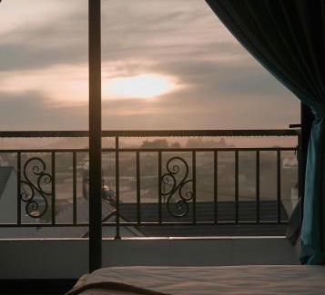 Da Lat House | Phong Cách Hiện Đại - View Nhà Lồng Về Đêm