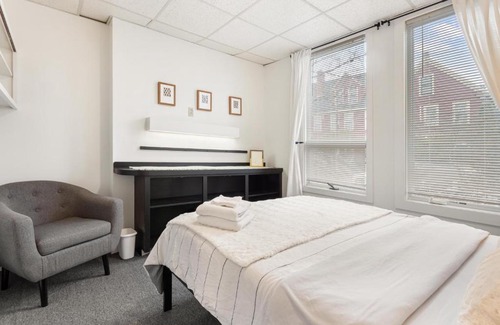 Bar Harbor Apartment | Physicians Flat - Heart of town between it all